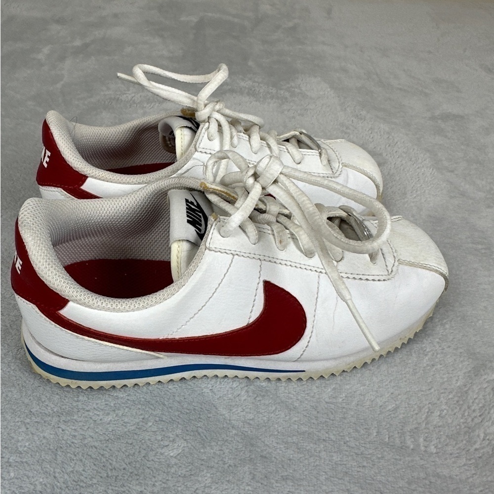 Nike Cortez Basic Forest Gump (GS) Kids Size 4 Youth 904764-103 Style Number